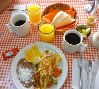 Comer bien en los viajes de forma saludable comer bien desayunos mexicanos viajes alimentarse en los viajes comida saludable desayunos saludables